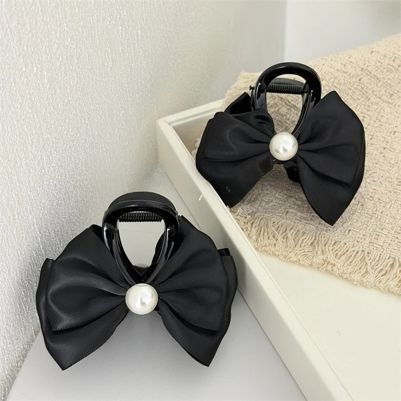 

Черная заколка-краб с жемчугом и стразами, элегантная заколка-краб для волос в форме волны, жемчужная заколка-краб для женщин, заколка-краб Demin