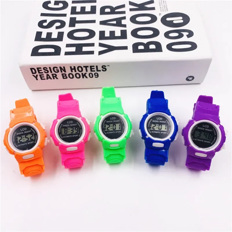 Children's Boys and Girls Watch Electronic Watch Student Gift Small Watch