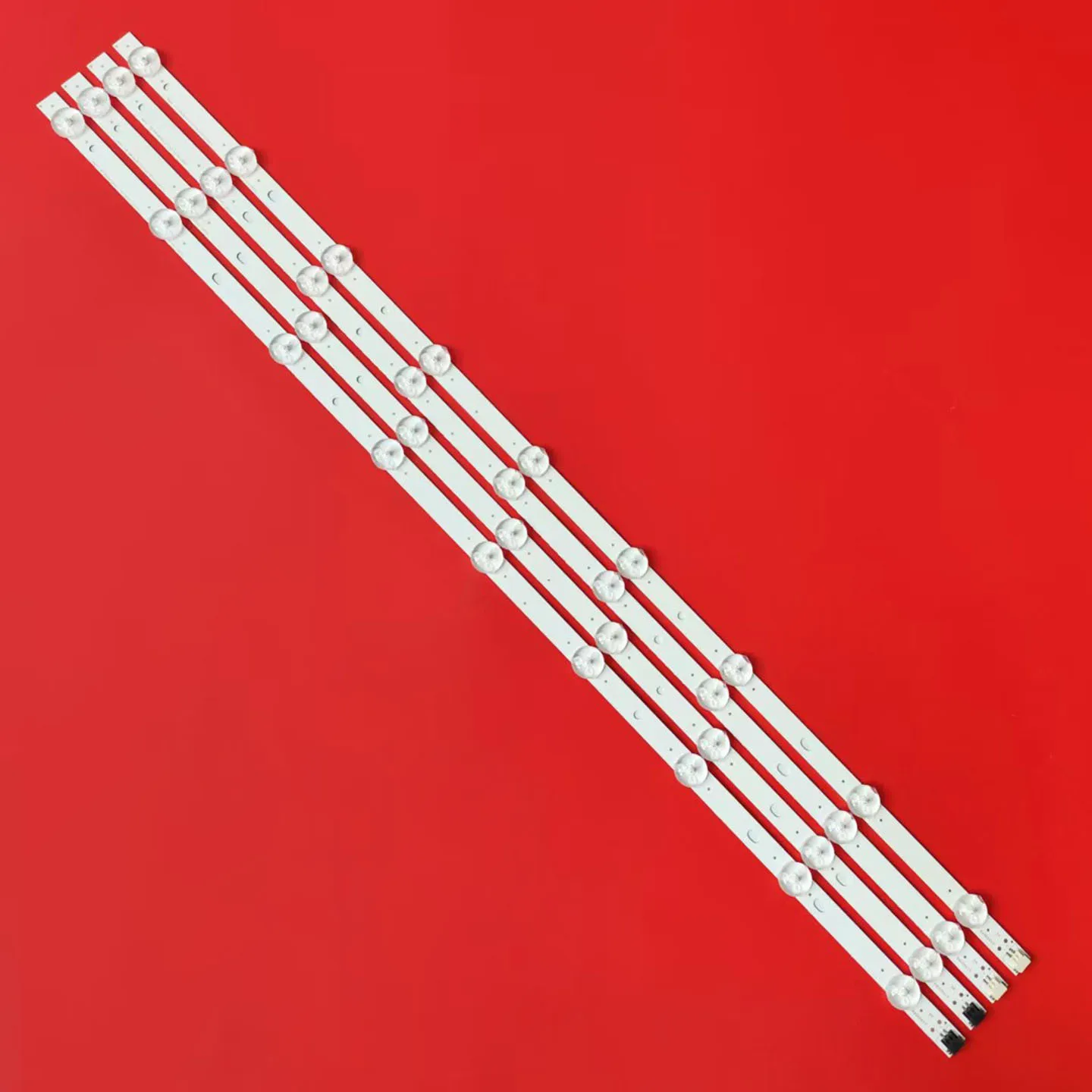

LED Backlight strip For 32PFL3507 32LM340T 32PHG4900 LE32D1352 32LM340T 32LM3400 32LS3400 6916L-0923A 0881A 1030A 1031A