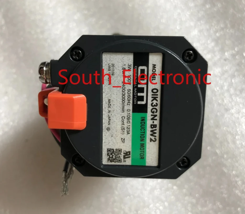 OIK3GN-BW2 Stepper Motor  ,  In good working condition, free shipping  a