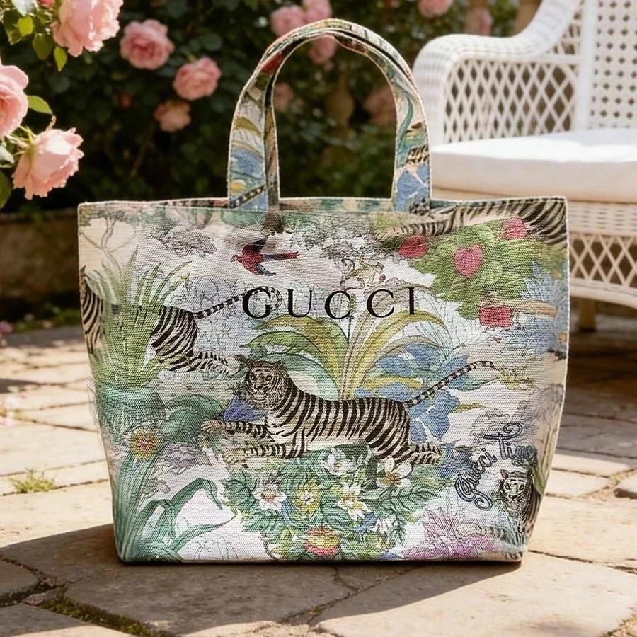 Luxury Bags Gucci - حقيبة غوتشي ميني توت من القماش