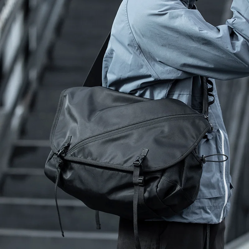 

Men Shoulder Crossbody Bag Canvas Messenger Bag Functional Backpack Waterproof Commute Handbags Canvas Small Satchels Male Bags