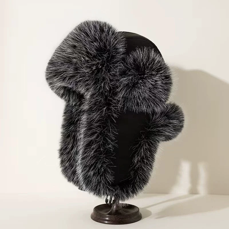 Men's and Women's Thickened Pilot Hat: Winter Warmth, Ear Protection, Large Head Circumference, Windproof Cycling Hat