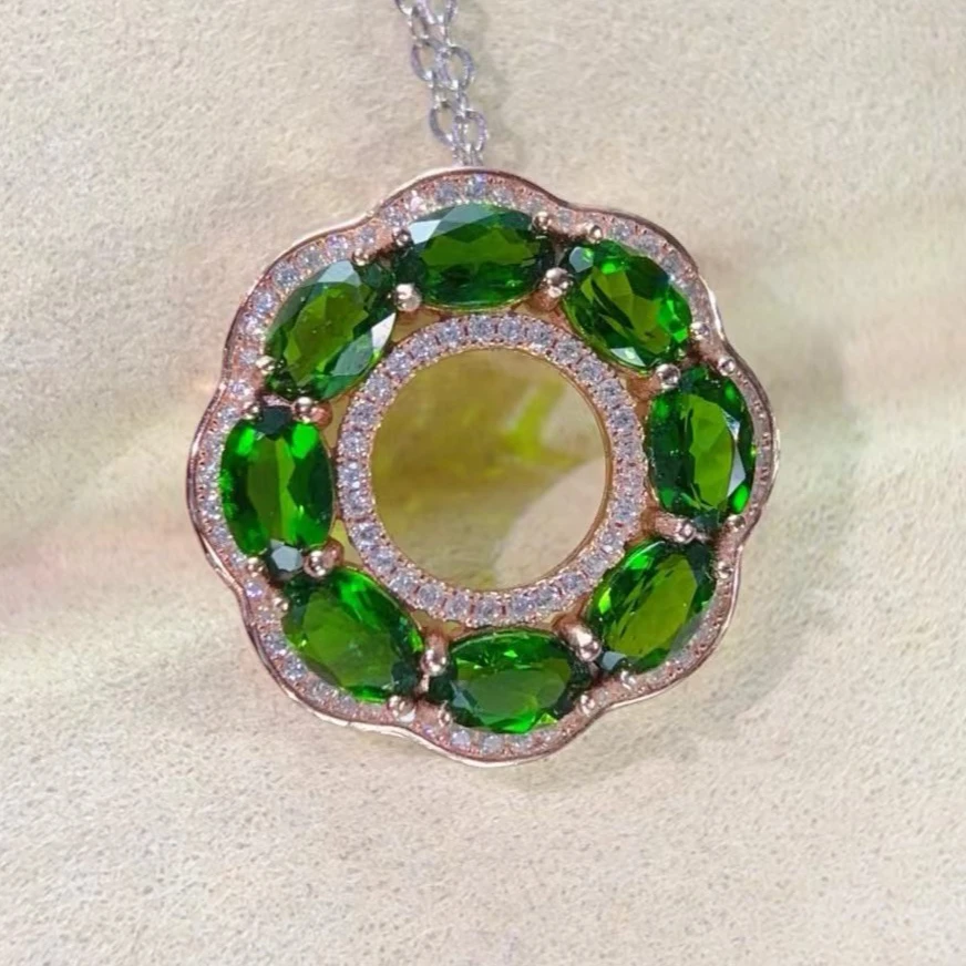 925 Sterling Silver Natural Diopside Pendant, 4x6mm Flower Cluster Design with Individual Certificate, Fine Jewelry for Women