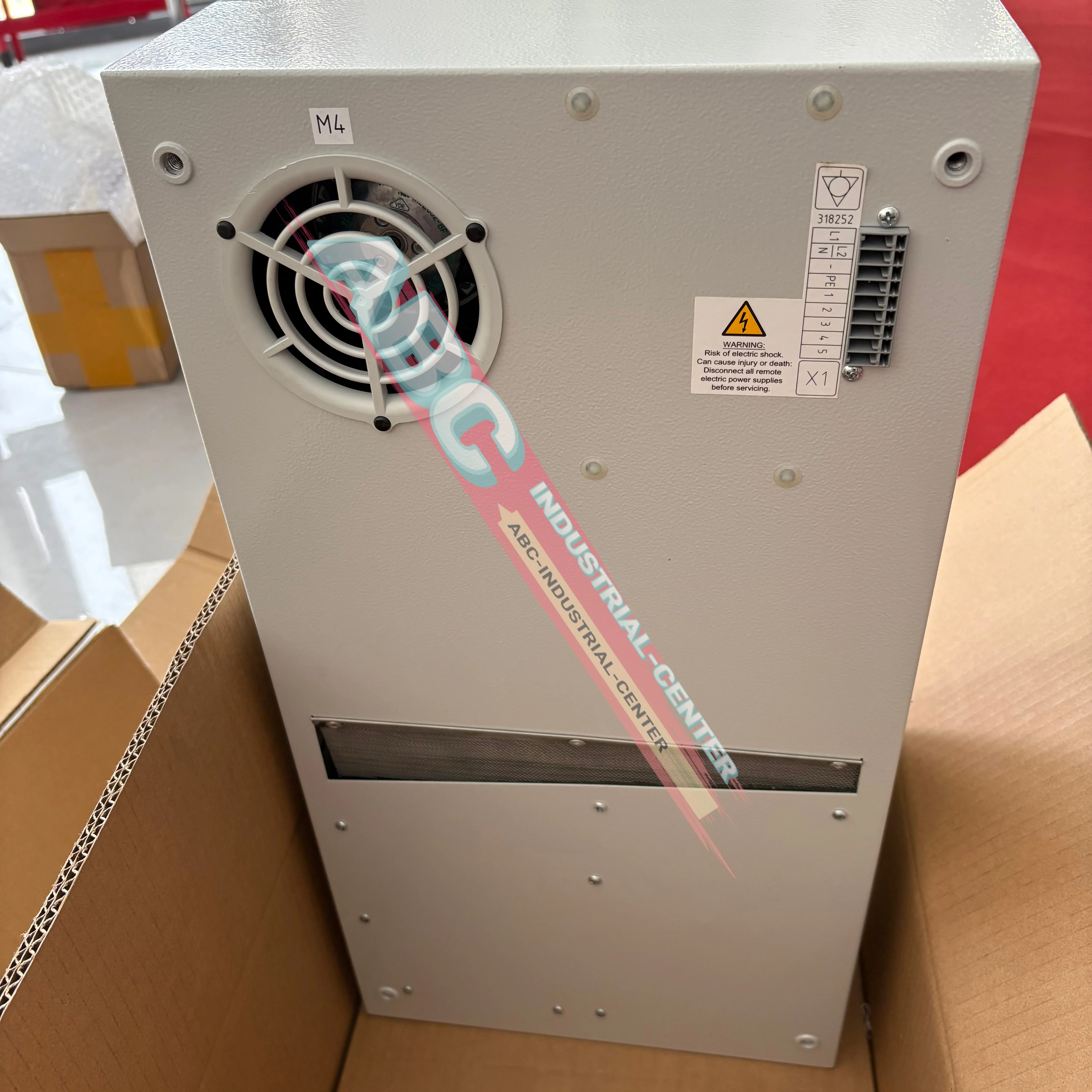 

SK 3302100 Кондиционер для шкафов, новый в упаковке