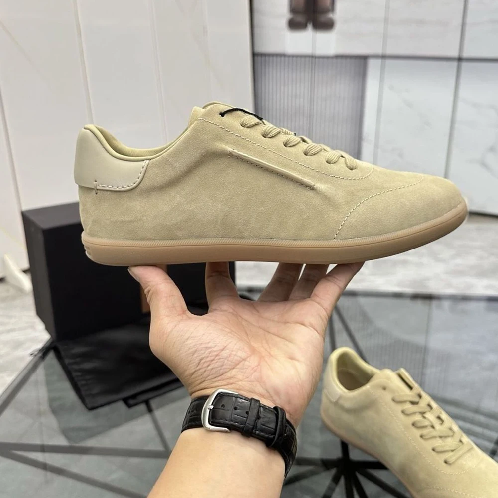 luxury brand New low-top retro lace-up casual sneakers, street versatile comfort trendy shoes for men with durable