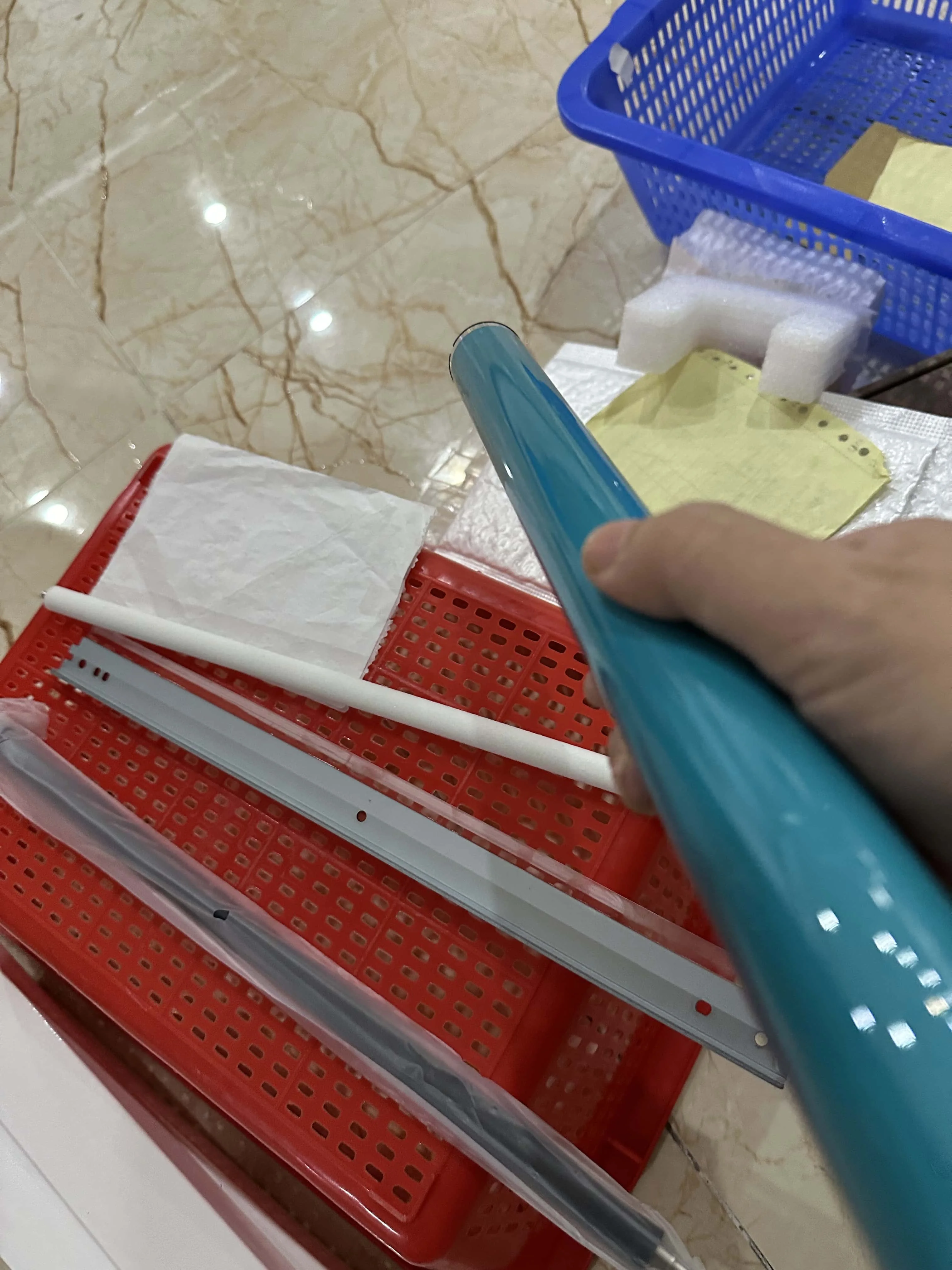 

1X IRC7055 OPC Drum Blade PCR Sponge Roller For Canon imagePRESS c60 c600 c700 c800 c650 c750 c850 c660 c710 8065B001AA/D01 Drum