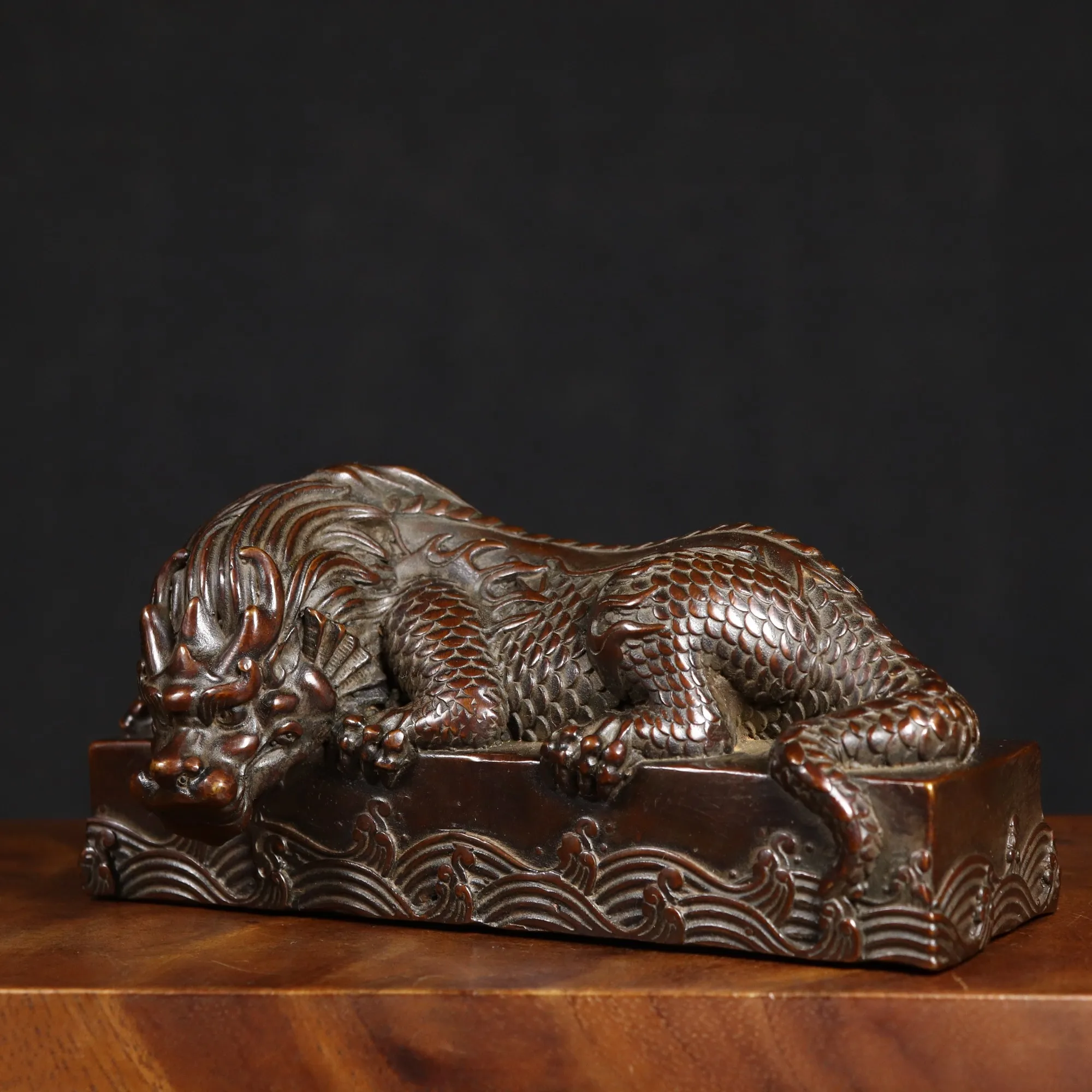 Antique copper water repellent deity beast auspicious beast statue home Feng Shui auspicious decoration vintage handicraft