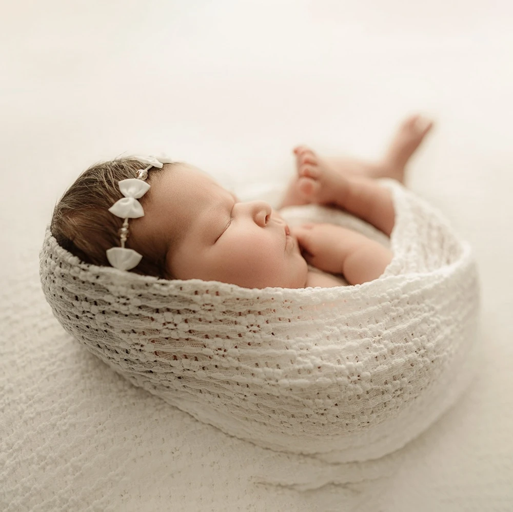 Beige Lace Pom Pom Newborn Photography Wrap Blanket Soft Bubble Lace Swaddle Prop for Professional Studio Baby Photos