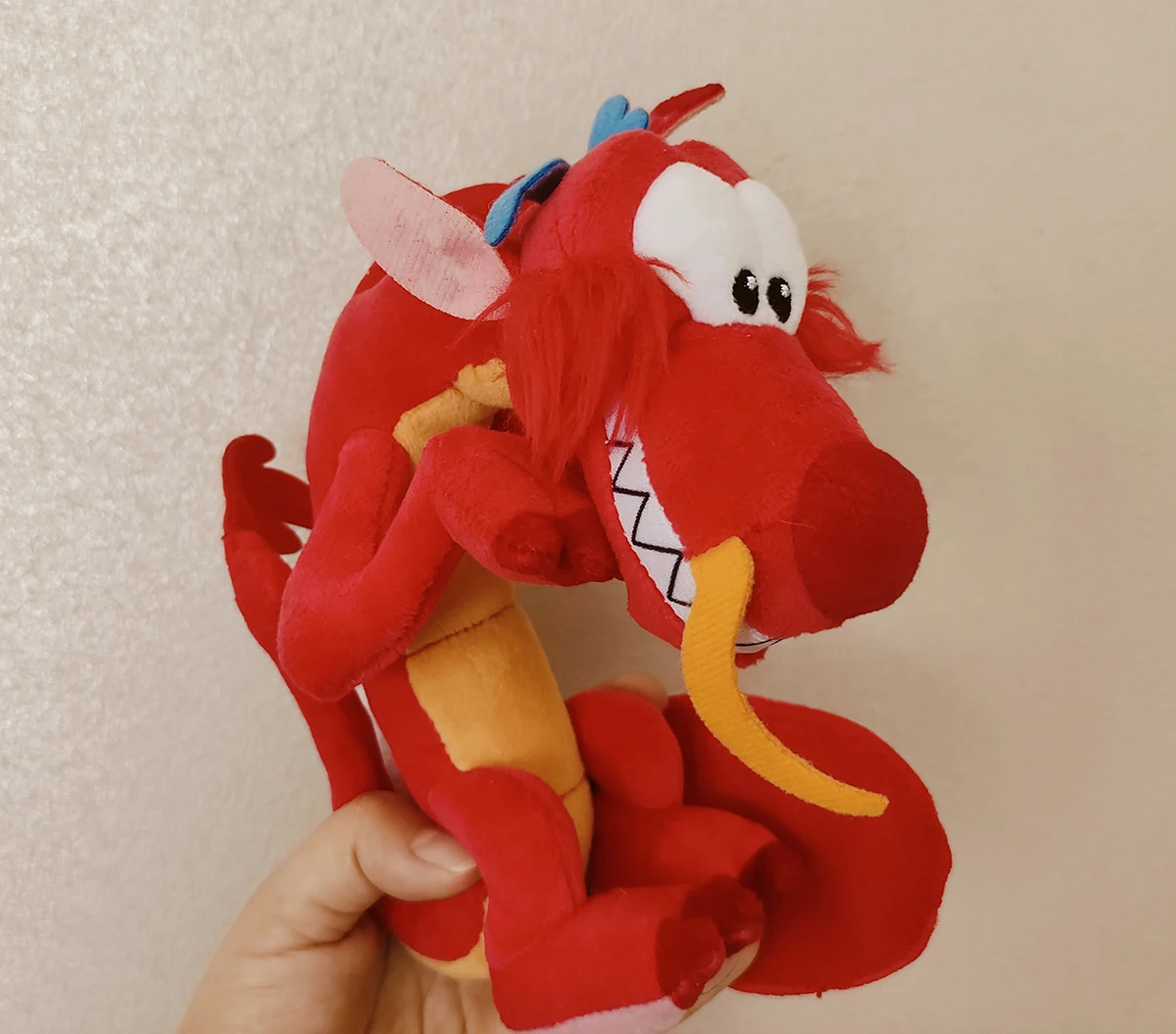 New Disney Mulan Mushu Dragon Doll Shoulder Magnetic Pal Plush ToyGift