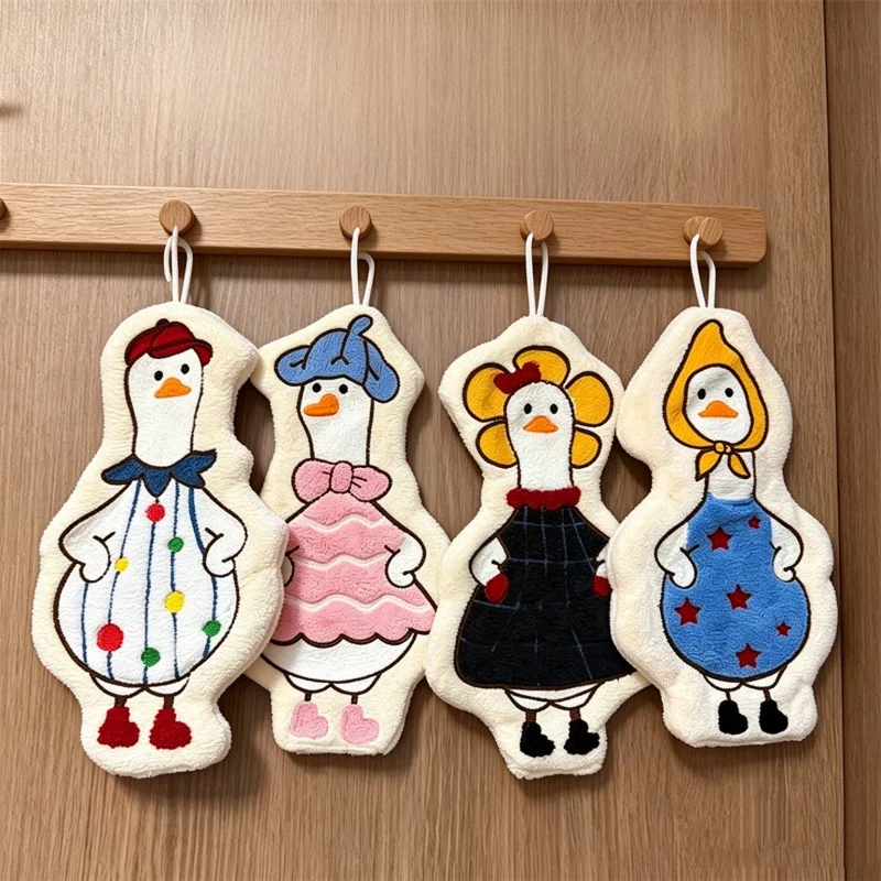 2/1 Piece Random Style Cute Duck Hand Towel, Large Coral Fleece Embroidered Hanging Absorbent Towel for Kitchen and Bathroom, Household Cartoon Towel