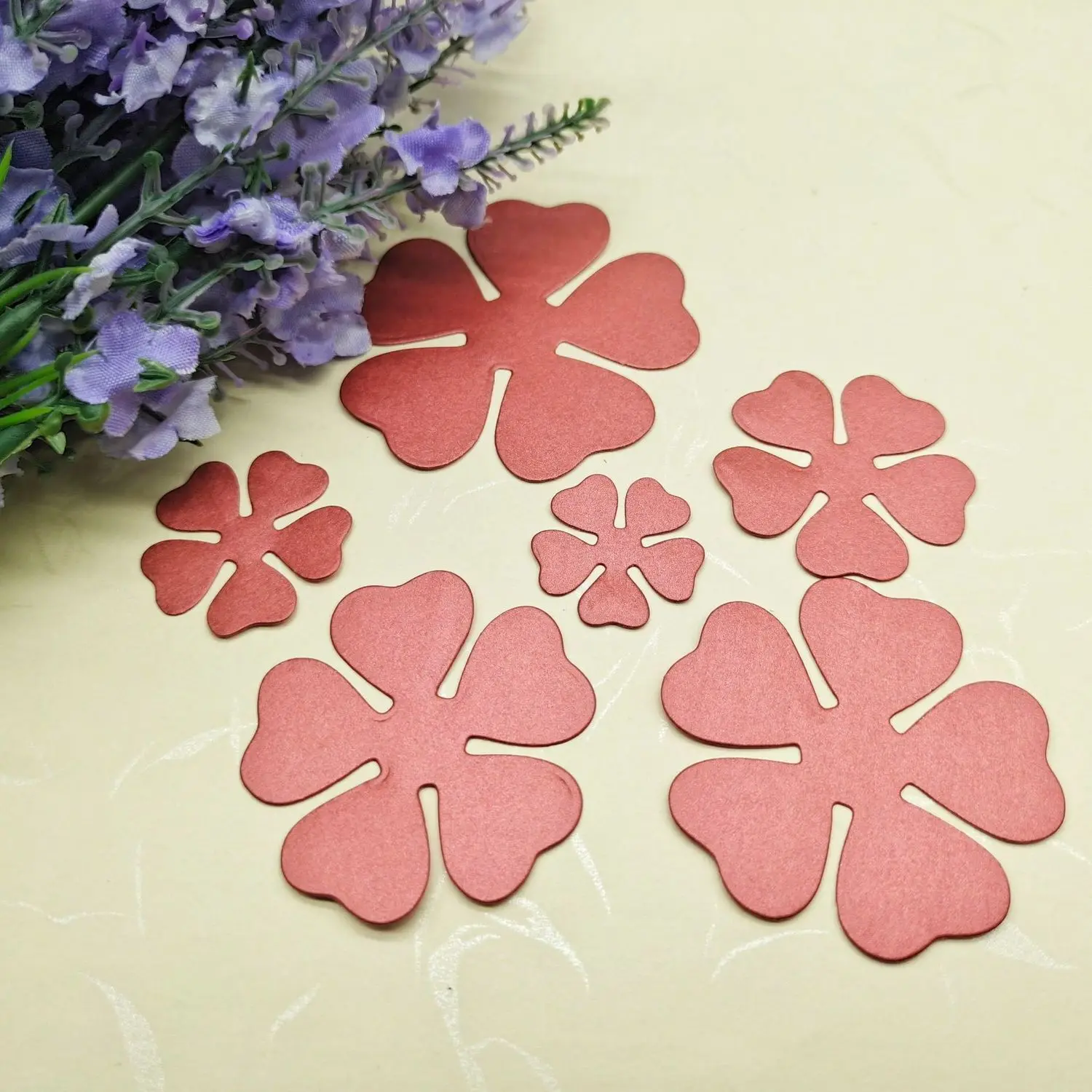 Hollow Red Flower Metal Cut Dies Stencils for Scrapbooking Stamp/Photo Album Decorative Embossing DIY Paper Cards