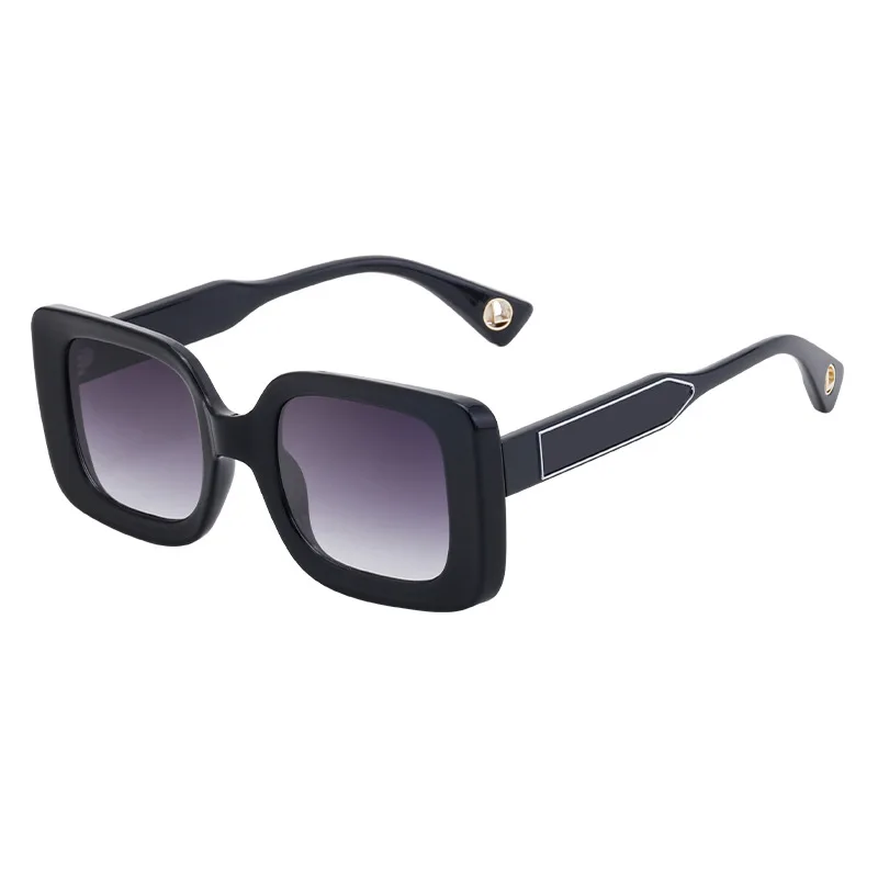 

Fashion Square Punk Style Anti-Blue Light Sunglasses Unisex Outdoor Sunscreen Glasses with Unique Frame for Stylish Protection