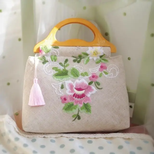 Perdido em-Floral Vintage e Folha Bordado Saco De Embreagem, Cabo De Madeira Natural, Tecido De Algodão, Casamento Boho, Bolsa De Noiva, Saco Crossbody