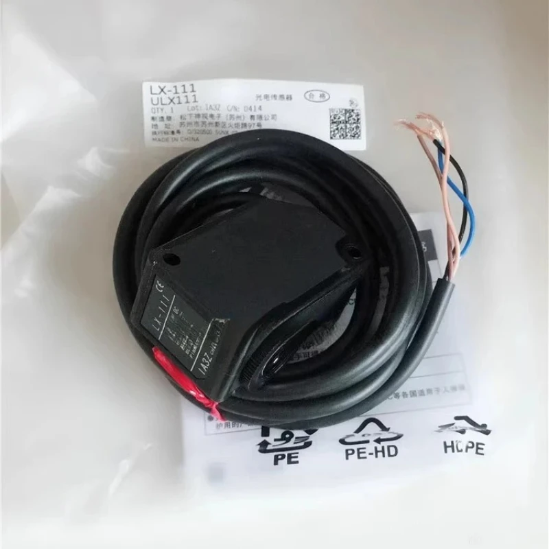 

Новый оригинальный светодиодный цифровой цветной фотоэлектрический датчик цветовой этикетки LX-101 LX-111 P