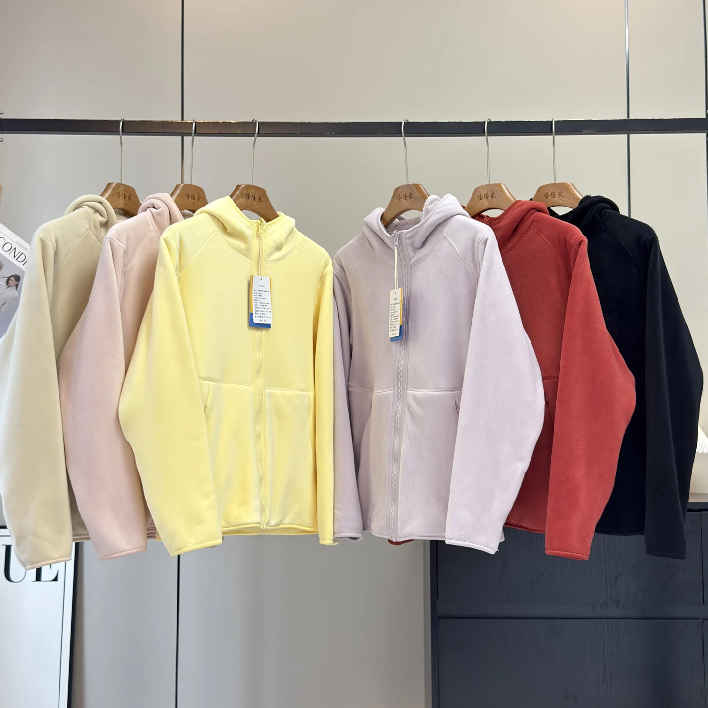 

Thiened Plu Hooded Cardigan Fce Lined Jaet Couple Sle Warmth Canion Sea Lion Velvet Long Sve Zipper Closure