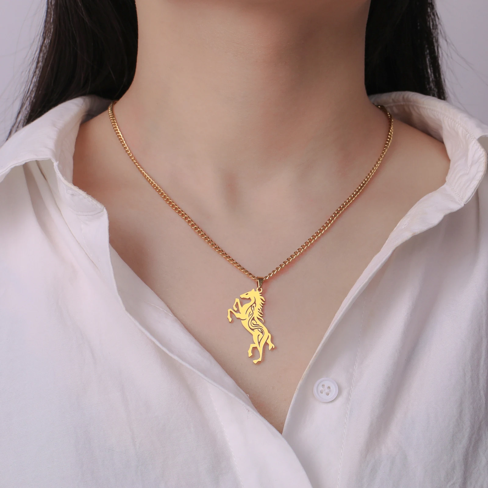 Teamer Handsome Horse Pendant Necklace for Women Men Stainless Steel Gold Color Punk Animal Jewelry Birthday Gift Wholesale