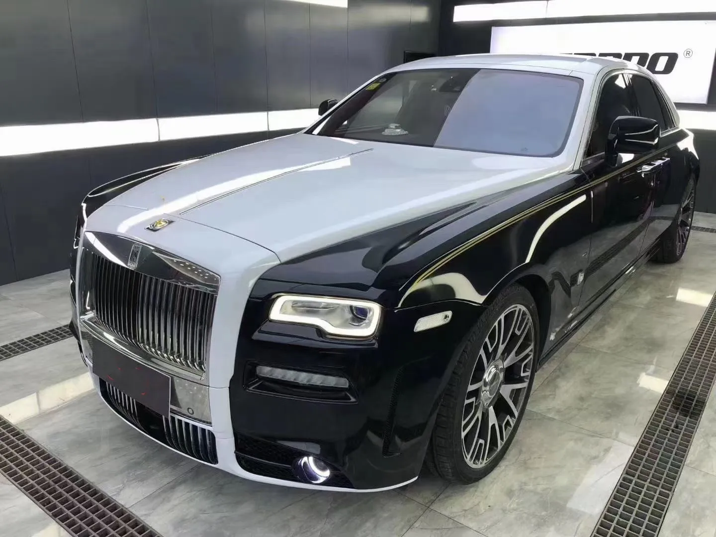 For Rolls-Rocys Ghost Old Upgrade New MSY Body Kit Front Bumper Front Lip Rear Bumper Side Skirts Spoiler