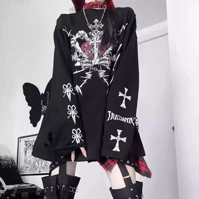 Women Gothic Punk T-shirt Brand Skull Print Subculture Print Dark Punk Top Loose Casual Ripped Hole BF Long Sleeved T-shirt