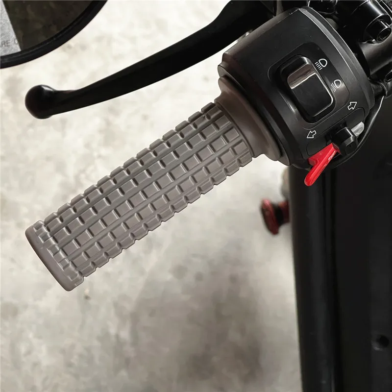 Universal Motorcycle Anti-slip Hand Grip 7/8'' 22mm Rubber Handle Grips for Kawasaki Z250 Z650 VALCAN S Honda Hornet 600 CB650R