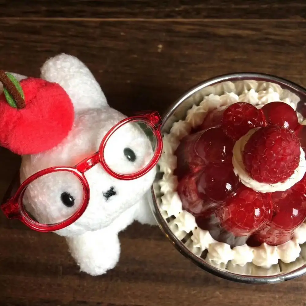Estatueta de palmeira fofa de Miffy Super fofa mini coelho branco brinquedo de pelúcia pingente Kawaii, o melhor presente para amigos