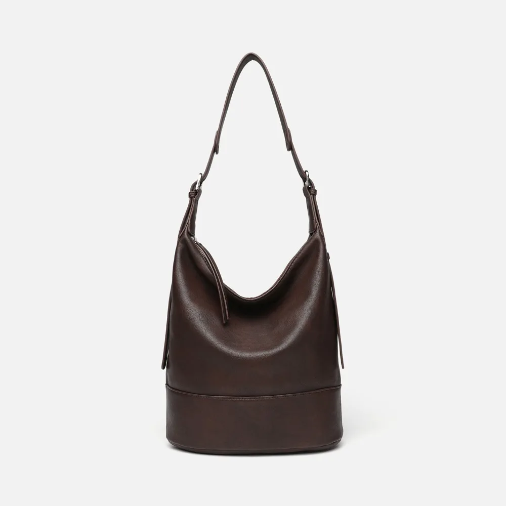 

Womens Vegetable Tanned Soft Leather Large Capacity Tote Bag Versatile High Quality Shoulder Crossbody Bucket Bag​​