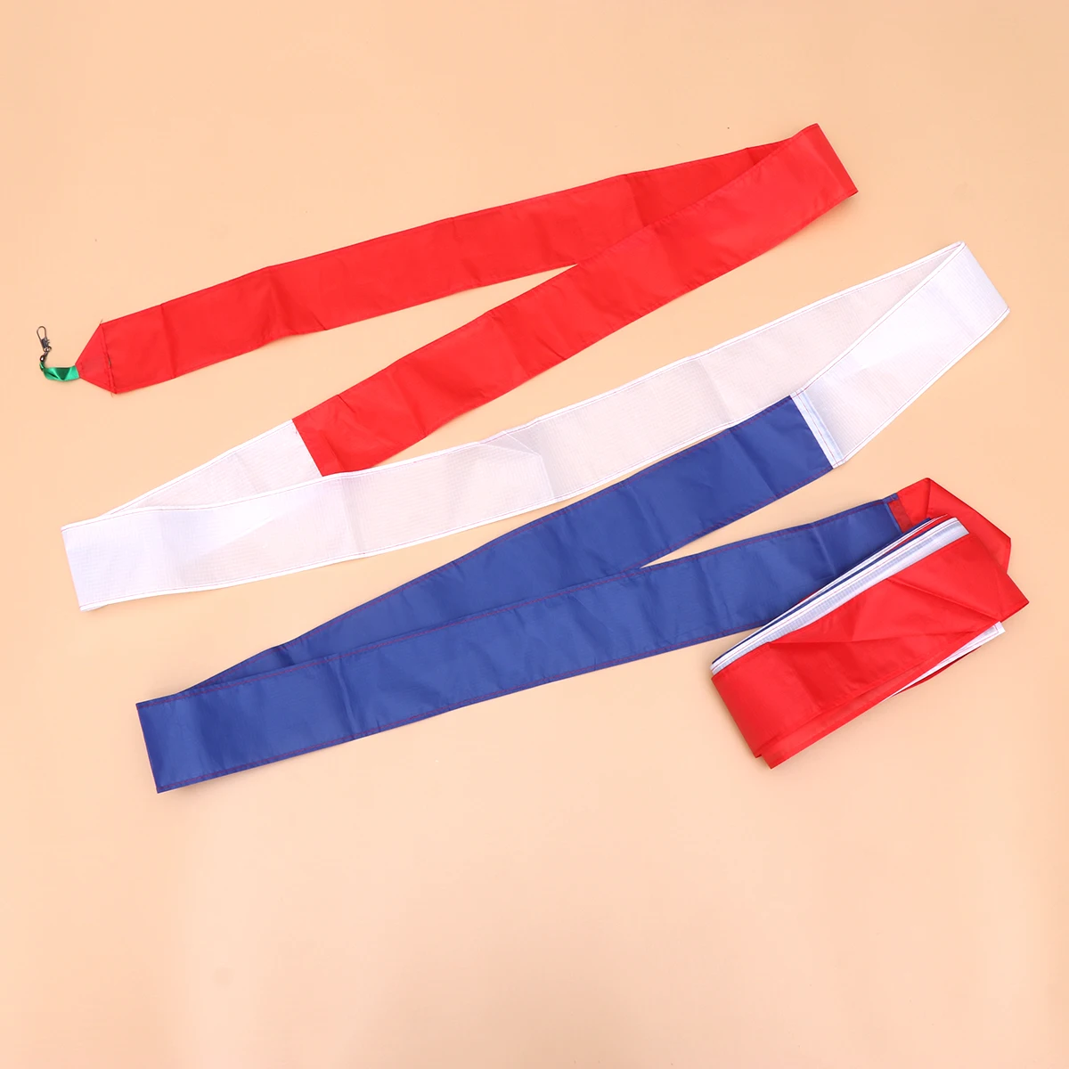 Rainbow Tail Kite 30M Kleurrijke Streamer Kinderen Outdoor Accessoires Drijvende Draaiende Staarten Parafoil Vliegen