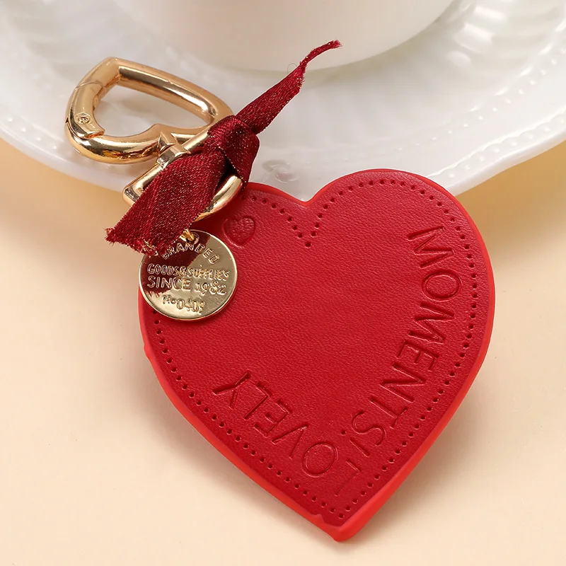 Korean Fashion Heart Car Key Chain Earphone Set Pendant Backpack Bag Pendant Leather Key Chains for Women