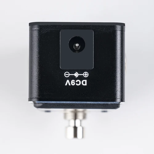 Imagen 2 del producto AROMA AT-07 Mini afinador de Guitarra de pie pantalla HD Pedal de efecto Guitarra sintonizador de afinación cromática carcasa de Metal accesorios de piezas de Guitarra