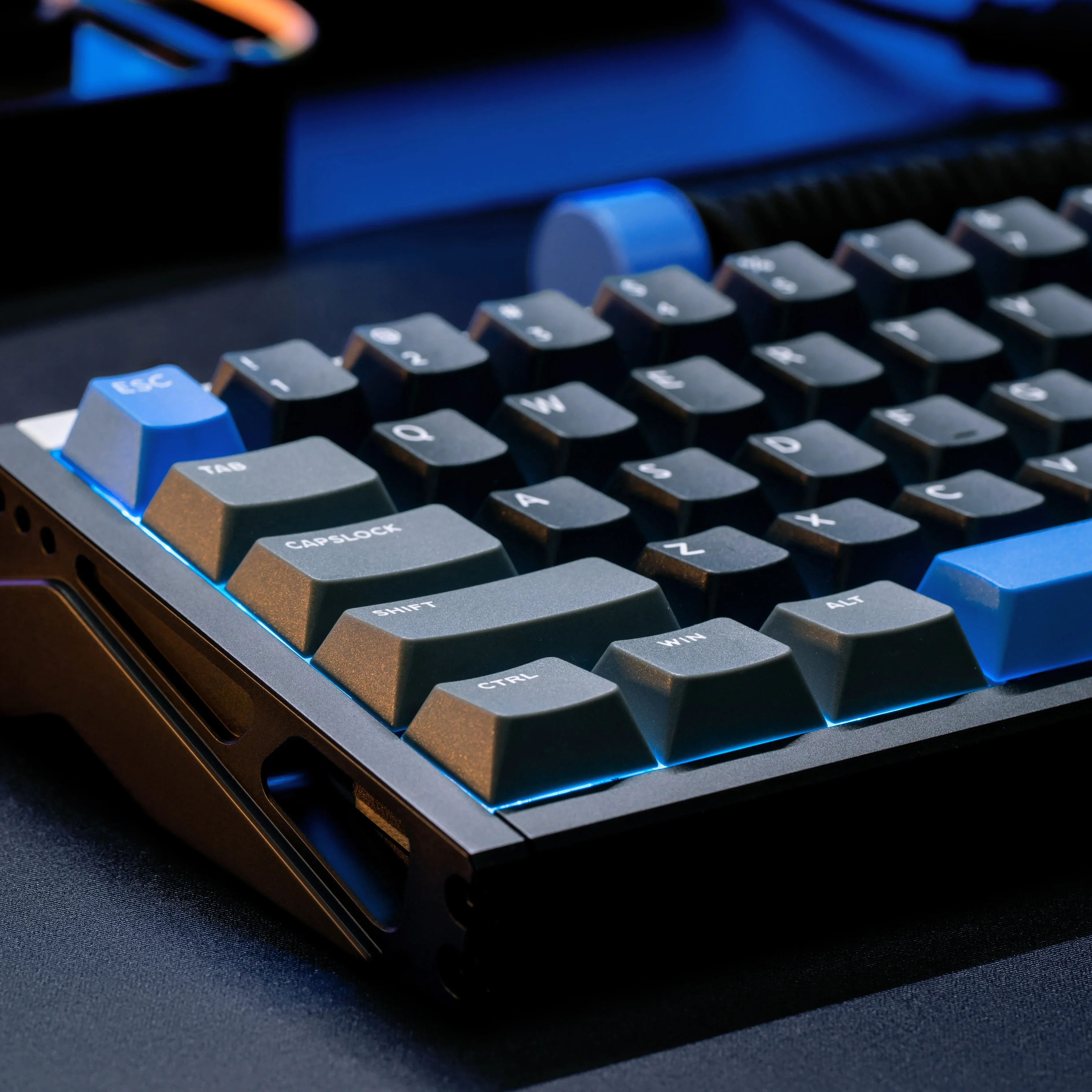 

IQUNIX EZ60 60% раскладка игровая клавиатура Star Trail тактильный переключатель проводная алюминиевая прокладка Esport Tournament Valorant PC Mac подарок