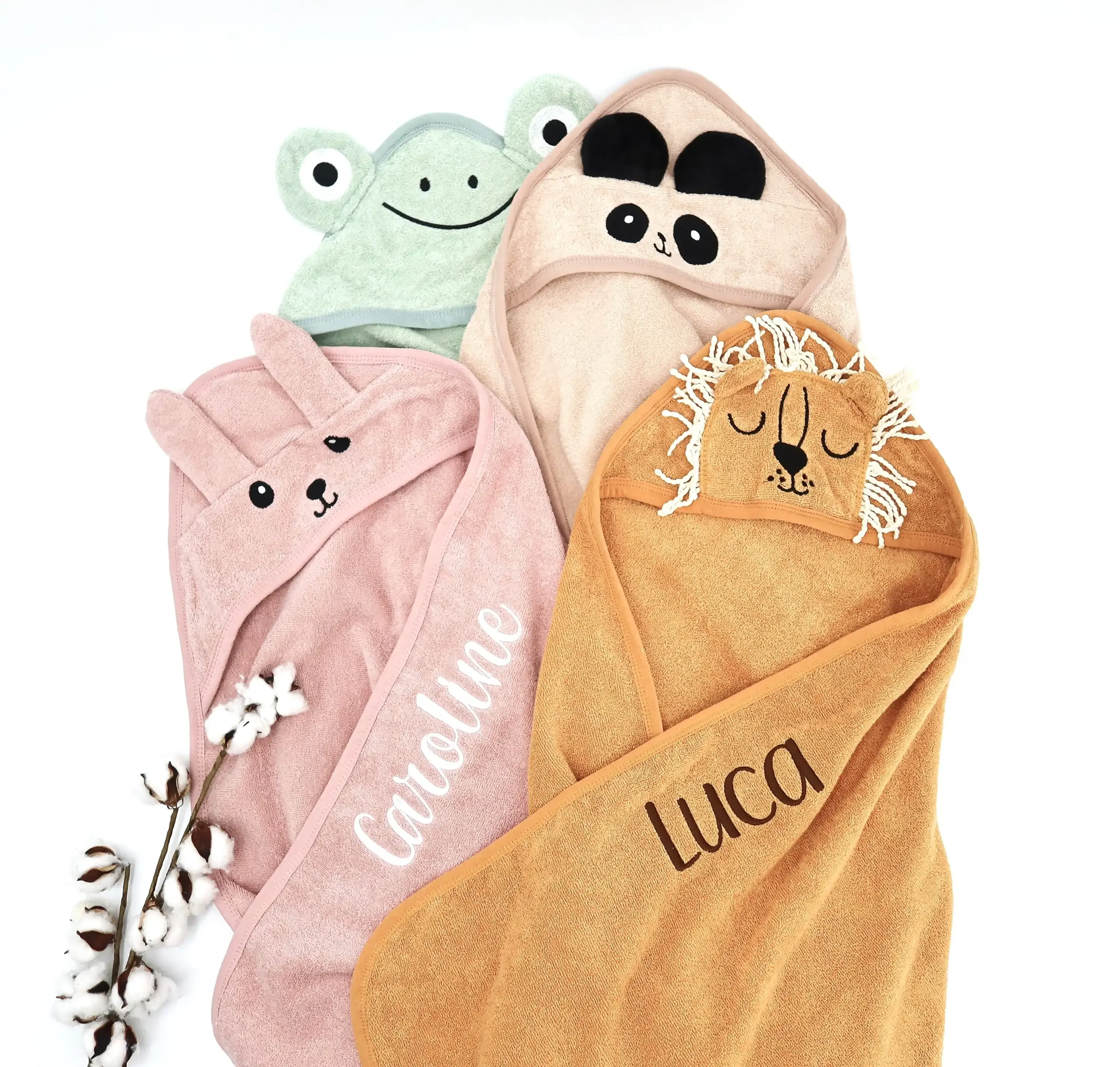 

Personalized Embroidery Baby Cape Custom Name Children's Bath Towel Cloak Quick-Drying Coral Velvet Robe Cape Darling Hooded