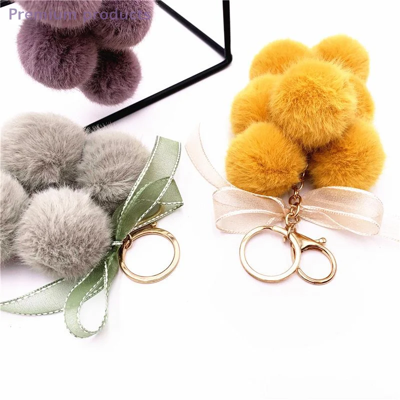 Carino creativo uva frutta fiocco in pizzo palla di pelo bambola di peluche giocattolo portachiavi ciondolo borsa zaino appeso fascino portachiavi per auto regalo di Capodanno