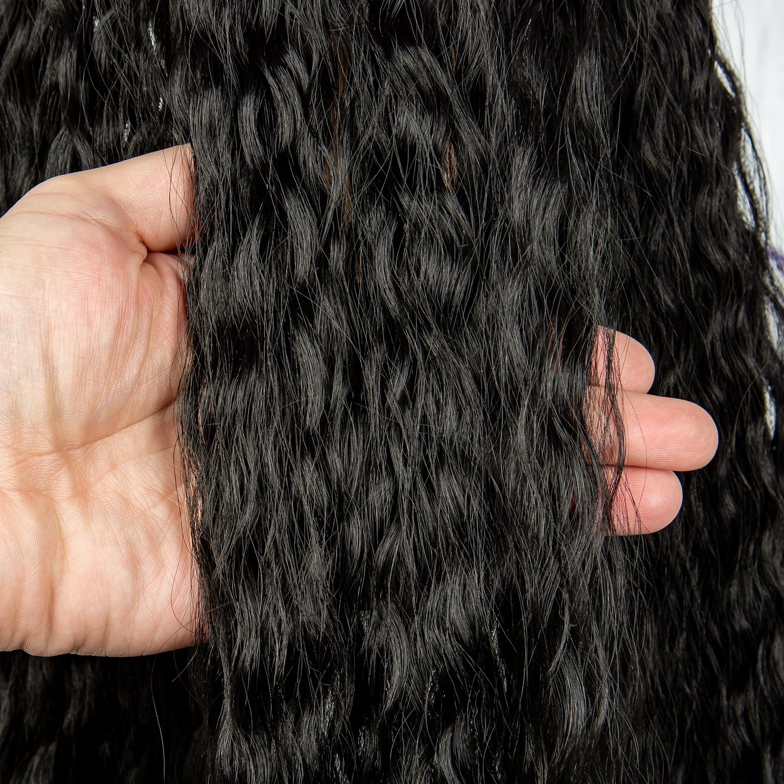 Synthetische Kinky Steil Haar Met Baseballpet 22 Inch Natuurlijke Kleur Haarmachine Gemaakt Krullend Haar Pruik Voor Zwarte Vrouwen