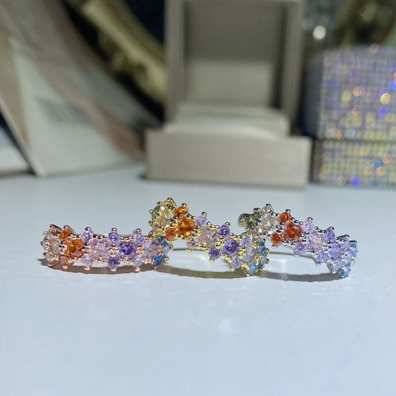 

MDLFES Moissan Diamond Style Handmade full zirconia ring with gold plating and strong color retention.
