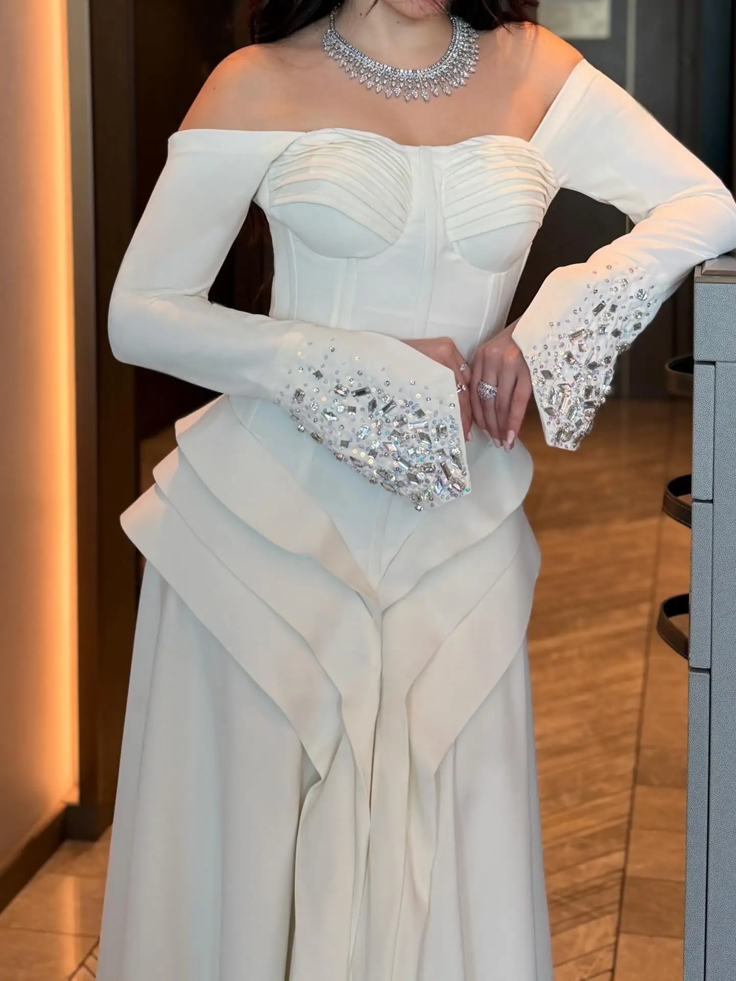 Arabia Elegant A-Line Boat Neck Off the Shoulder Prom Dresses Temperament Pleats Crystal Sequined Occasion Gowns