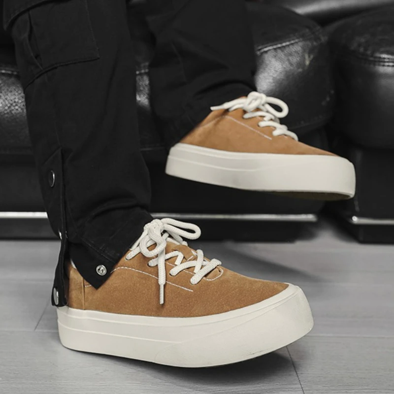 

Original Men's Fashion Two-tone Soft-soled Round-toe Lace-up Large-sized Leather Low-top Casual Shoes From Trendy Brand