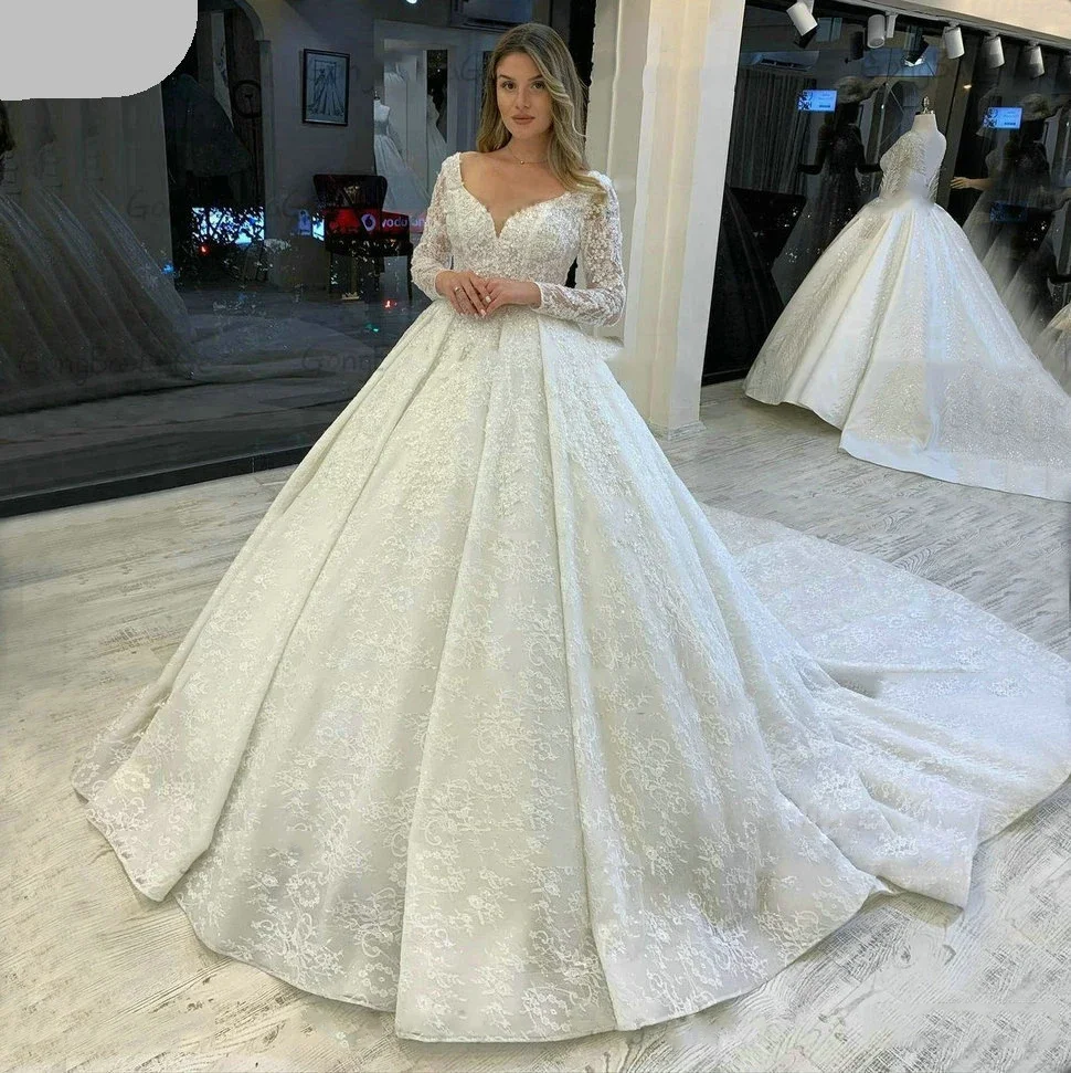 Customize Luxury A Line Wedding Dresses Sequins V Neck Wedding Gowns Lace Up Court Train Romantic Bridal Gowns Robe De Mariee