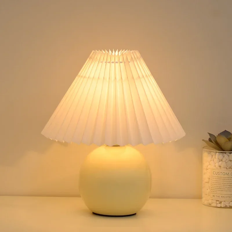 

Vintage Pleated Table Lamp with LED E27 Tricolored Bulb Ceramic Base AU US EU UK Plug Cute Decorative Night Light for Bedroom
