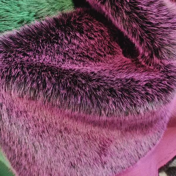 

High Imitation Colored Fox Fur Fabric Synthetic Hair Fur Fabric Clothing Shoes and Hats DIY Long Plush Fabric Thickening 2200g/m