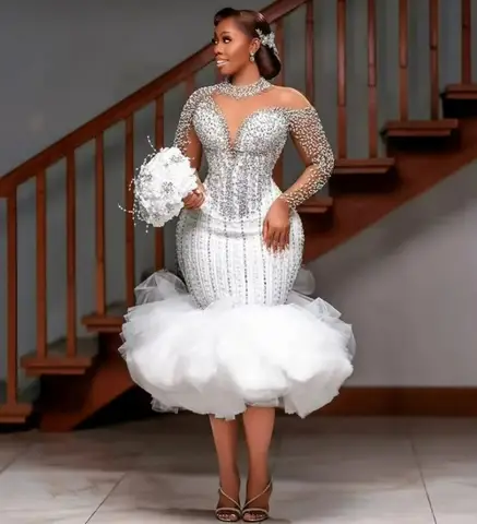 Sparkly Crystal Beads Short Wedding Dress O-neck Long Illusion Sleeves Tiers Mermaid Bridal Bride Party Grown Vestidos De Noiva