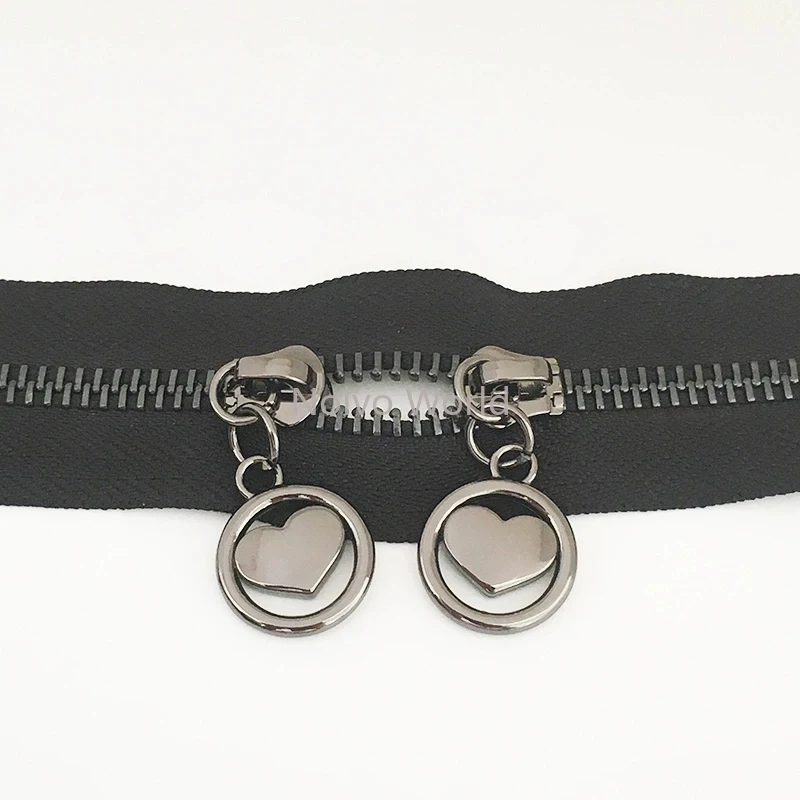 Love Shape 5# Nylon Zipper Puller Head Mtetal Rivets With Screw For Leather Garment Shoes Bags Cat/Bee Stud Pendants Accessories