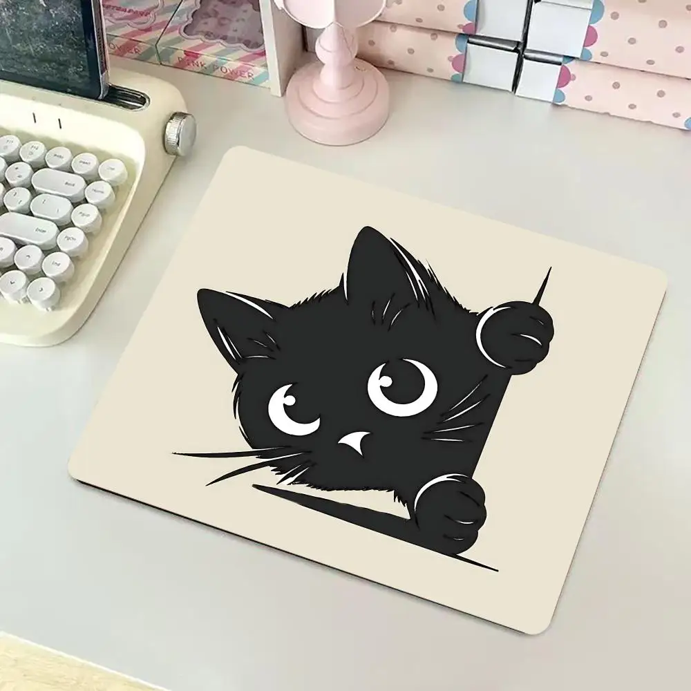Cute Black and white Cat Mouse Pad Small Square Gaming MousePad Portable Non-Slip Smooth Comfortable for Deskmat