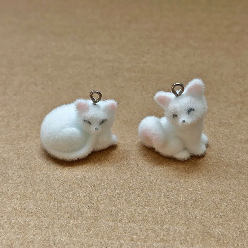 20 шт., 3D флокированная смола, милый мини-кот, мультяшные подвески в виде животных для браслета, ожерелья, зарабатывание ювелирных изделий своими руками, аксессуары