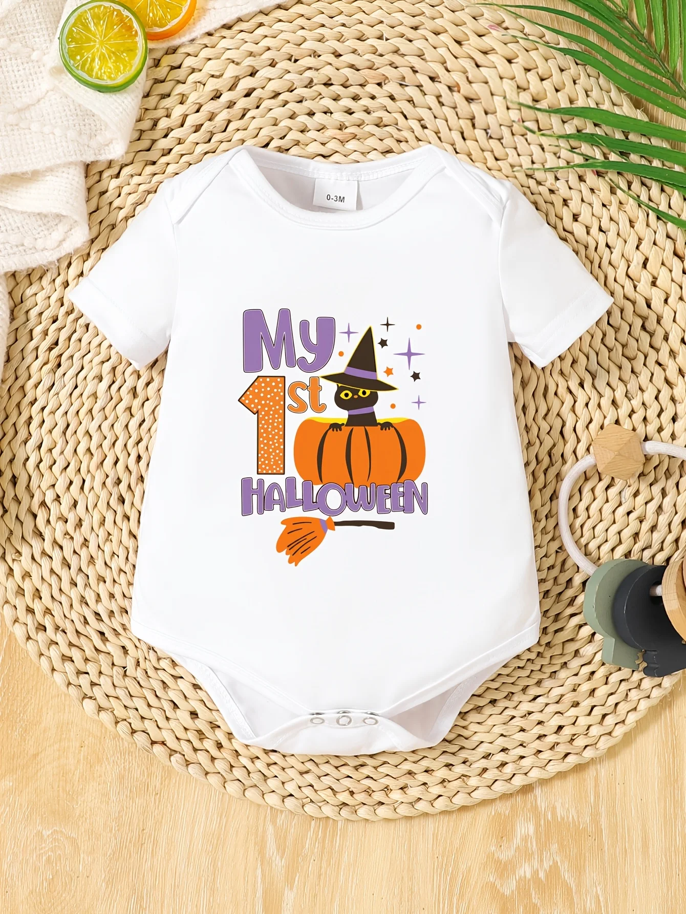 Halloween-themed Short-sleeve Romper, Printed with Purple 'My 1st HALLOWEEN' Text, Featuring Halloween Elements Baby Gifts