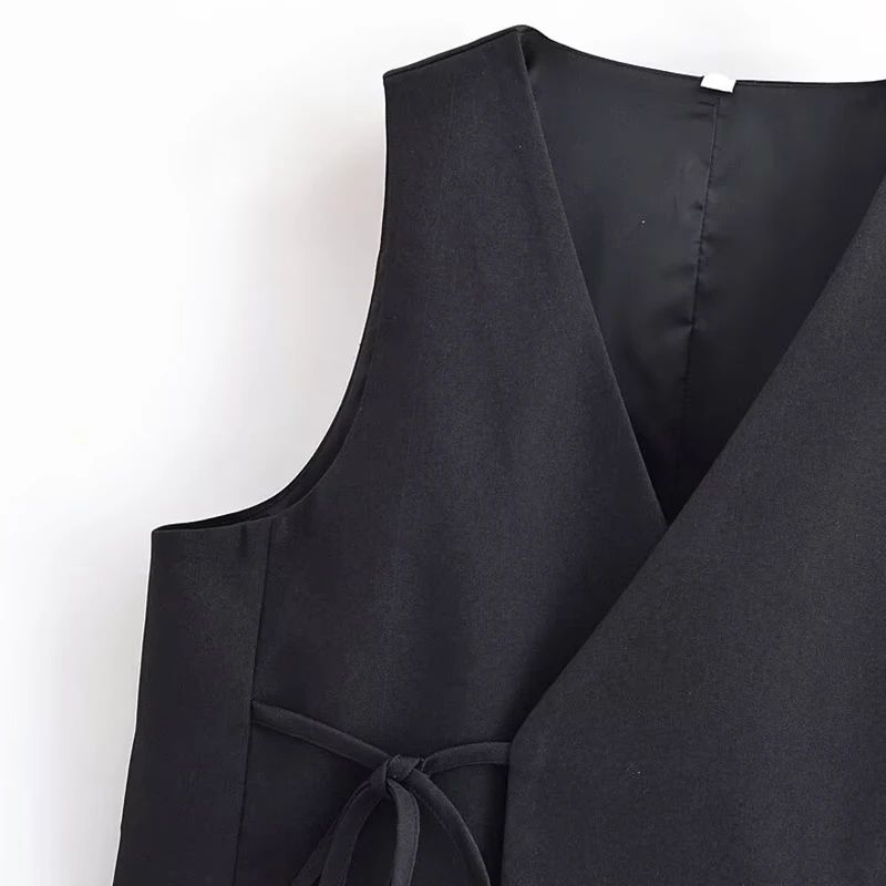 

Loose Women's Sle V-Ne Side Bow Tie Versatile Tank Top Spring 2025 Season New Arrival Polyester Fiber ort Length