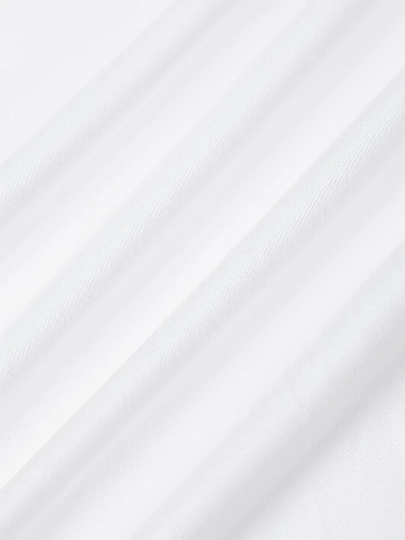 تي شيرت نسائي كلاسيكي مطبوع عليه سانتا كلوز مع شعار "أخبرني ما تريده" - بلوزة بأكمام قصيرة لعيد الميلاد باللونين الأبيض والأحمر