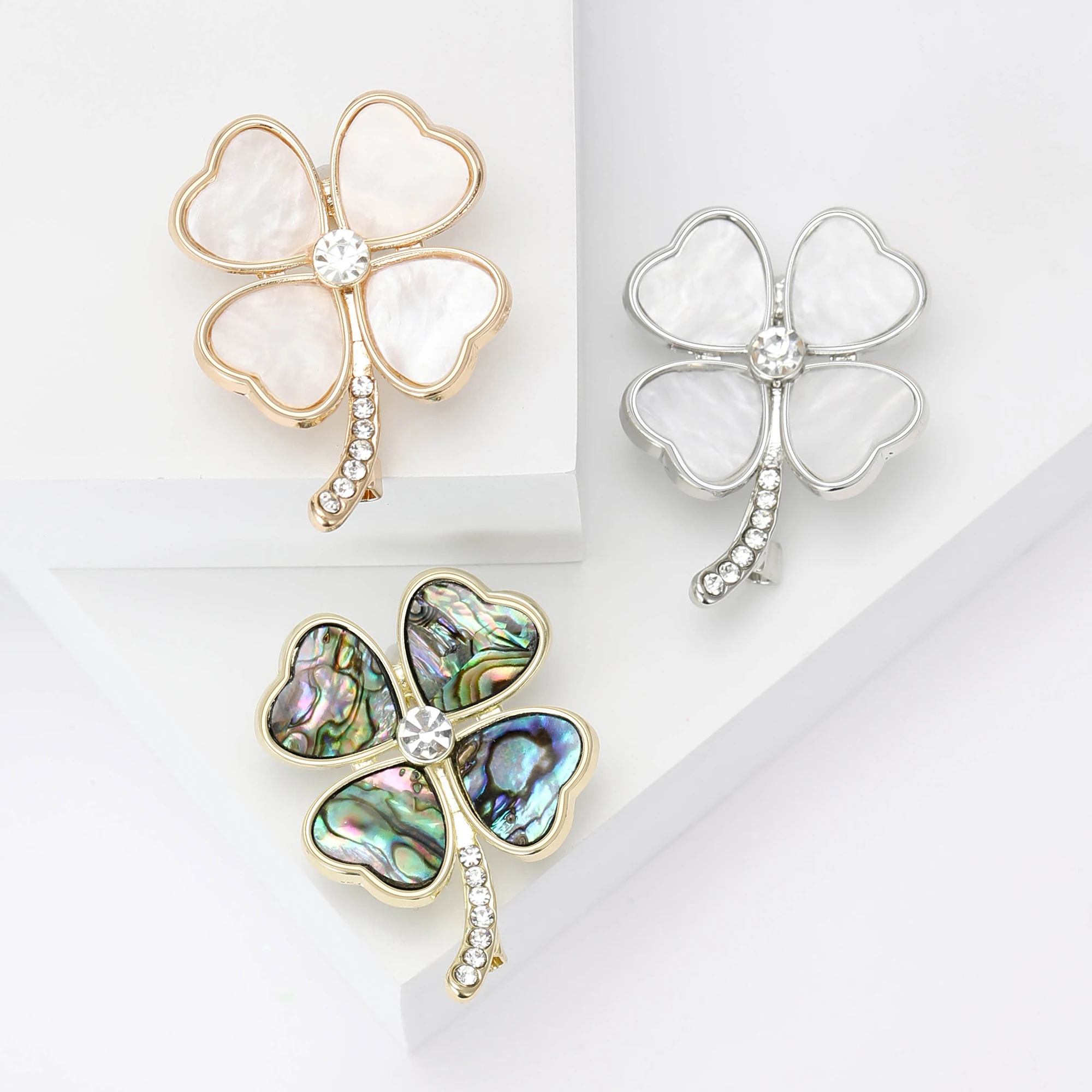 Shell Dolphin Brooches for Women Pearl Sea Life Animal Plant Pins Event Party Backpack Decoration Clothes Accessories