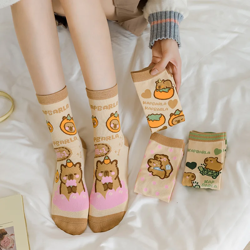 1 Pair Autumn Capybara Mid Tube Cotton Pattern Comfortable Women Mid Calf Socks Suit For All Seasons Gifts Sock
