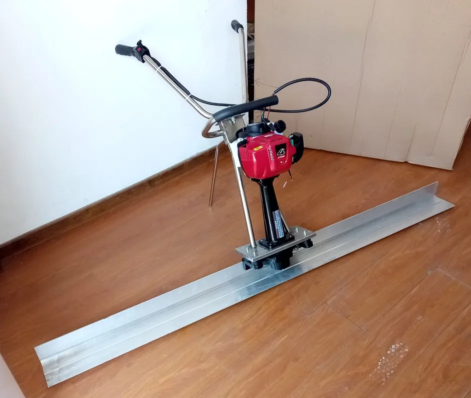 Vibrating ruler using on concrete floor for vibrated concrete