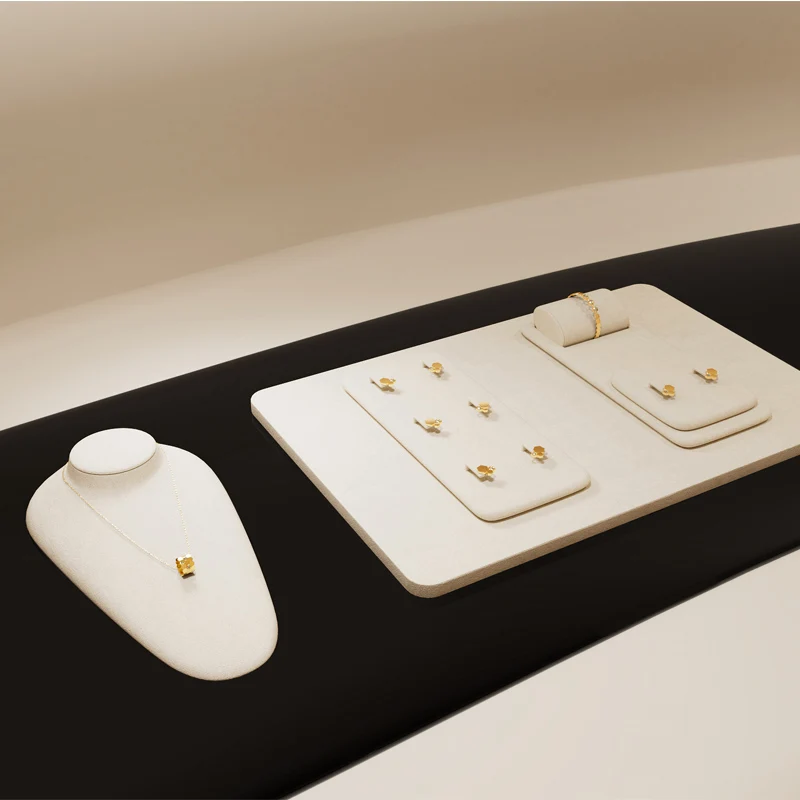 Stojak ekspozycyjny na biżuterię, organizer na naszyjniki i wisiorki, manekin jubilerski, ekspozytor na naszyjniki i wisiorki do wystaw okiennych